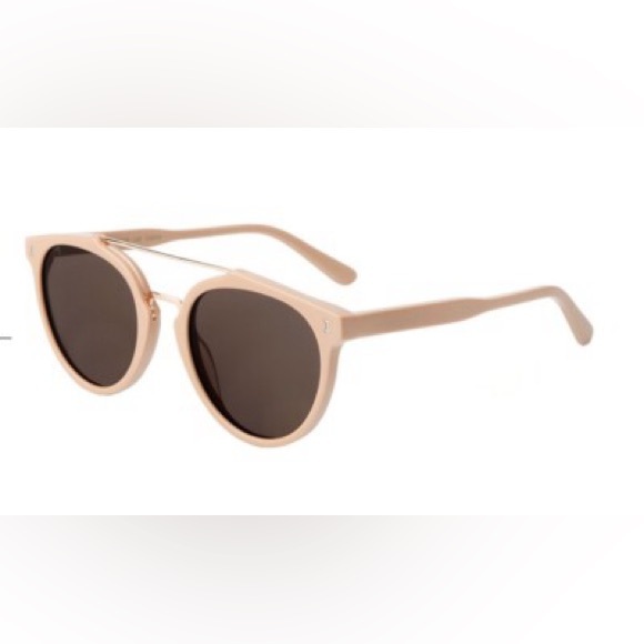 Illesteva Light Pink Sunglasses with Brown Case - Picture 9 of 9